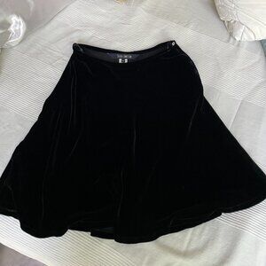 Beautiful velour French Connection A-line skirt